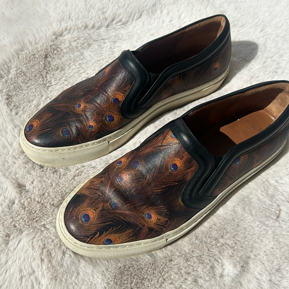 Givenchy Peacock Skate Slip on